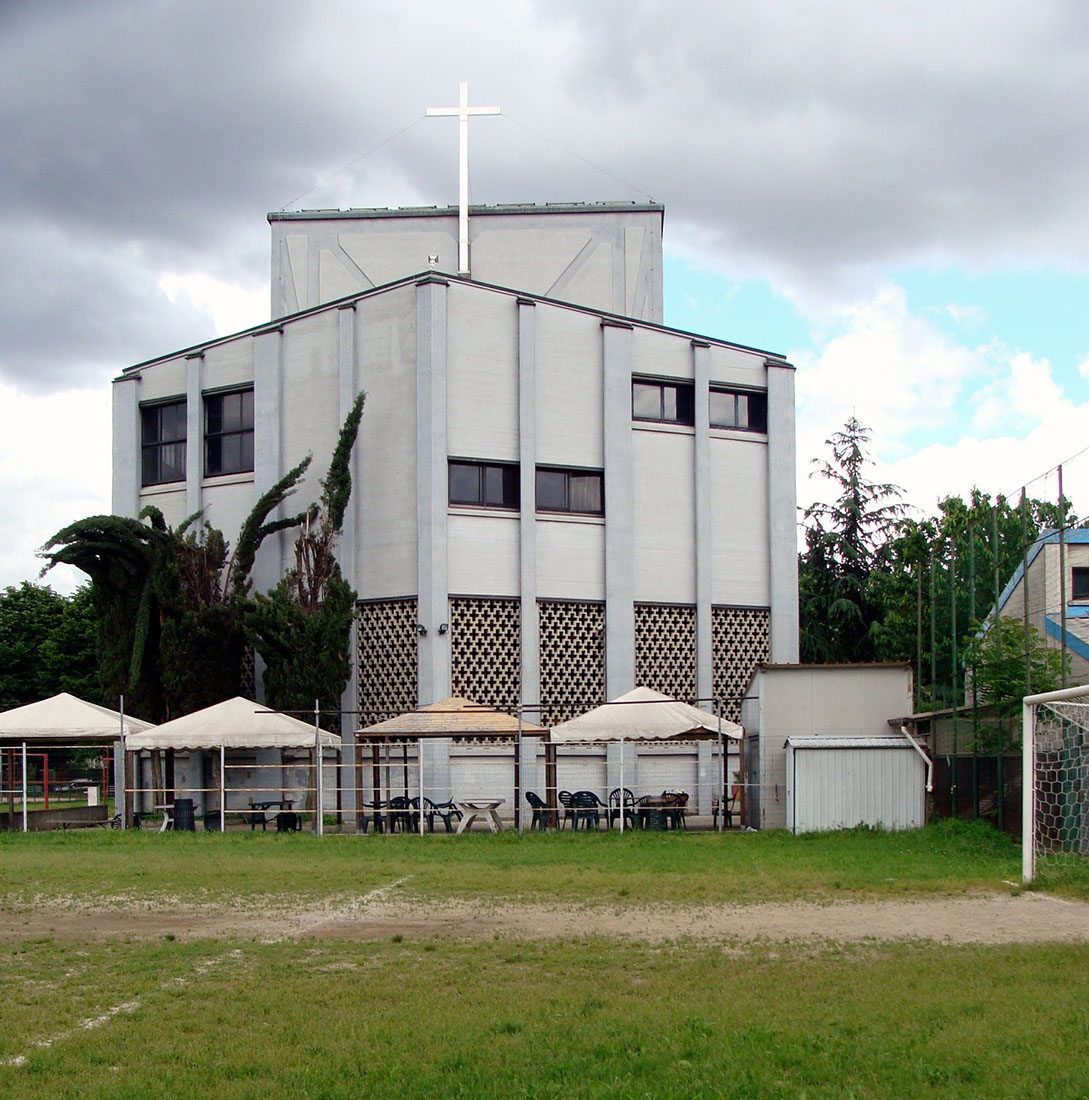 www.archipicture.eu Figini & Pollini Chiesa della Madonna dei Poveri Milano www.archipicture.eu Figini & Pollini Chiesa della Madonna dei Poveri Milano